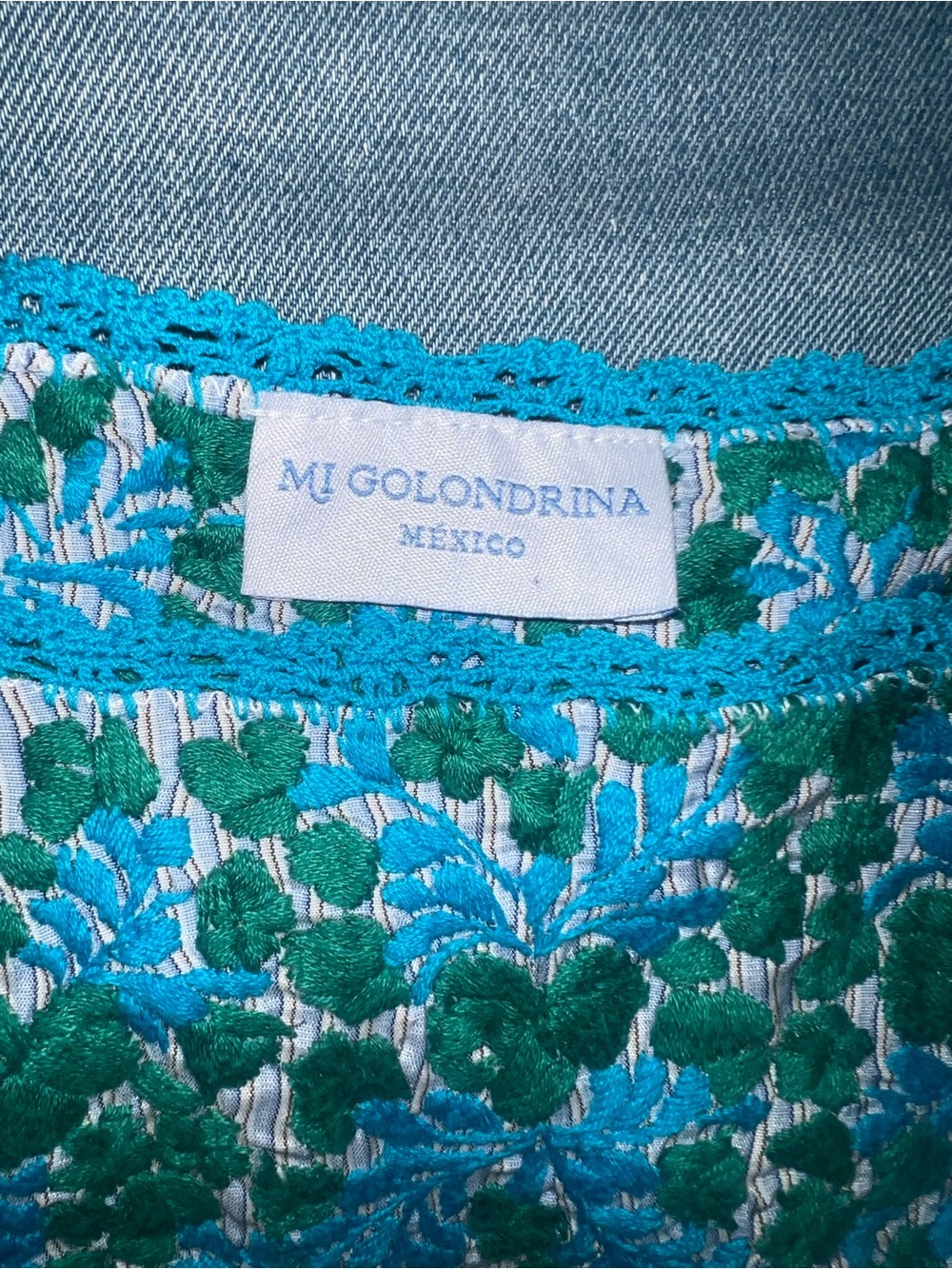 Mi Golondrina Turquoise and Green Floral Embroidered Top - Picture 4 of 4